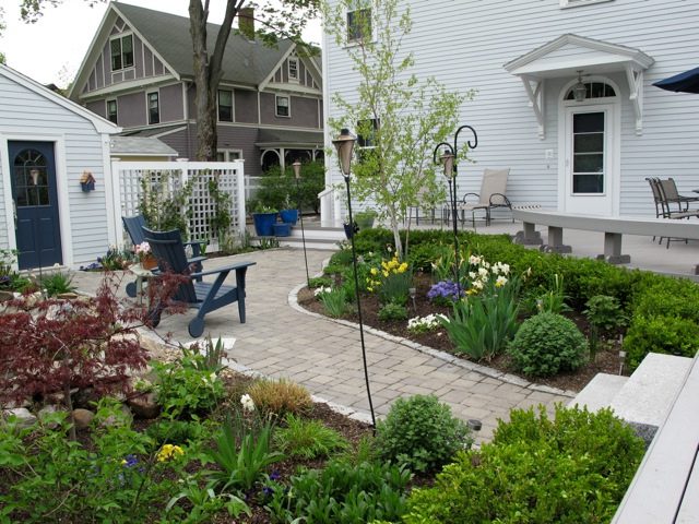 now an urban courtyard garden | Cultivar Gardens